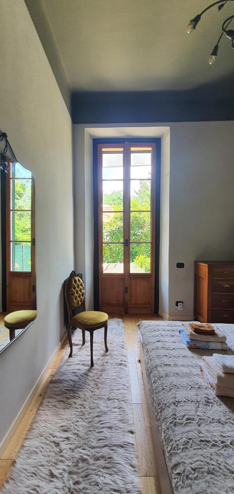 Curt Da Beta - Casa Vacanze Con Giardino In Corte Del XVIII Secolo Malnate Ngoại thất bức ảnh