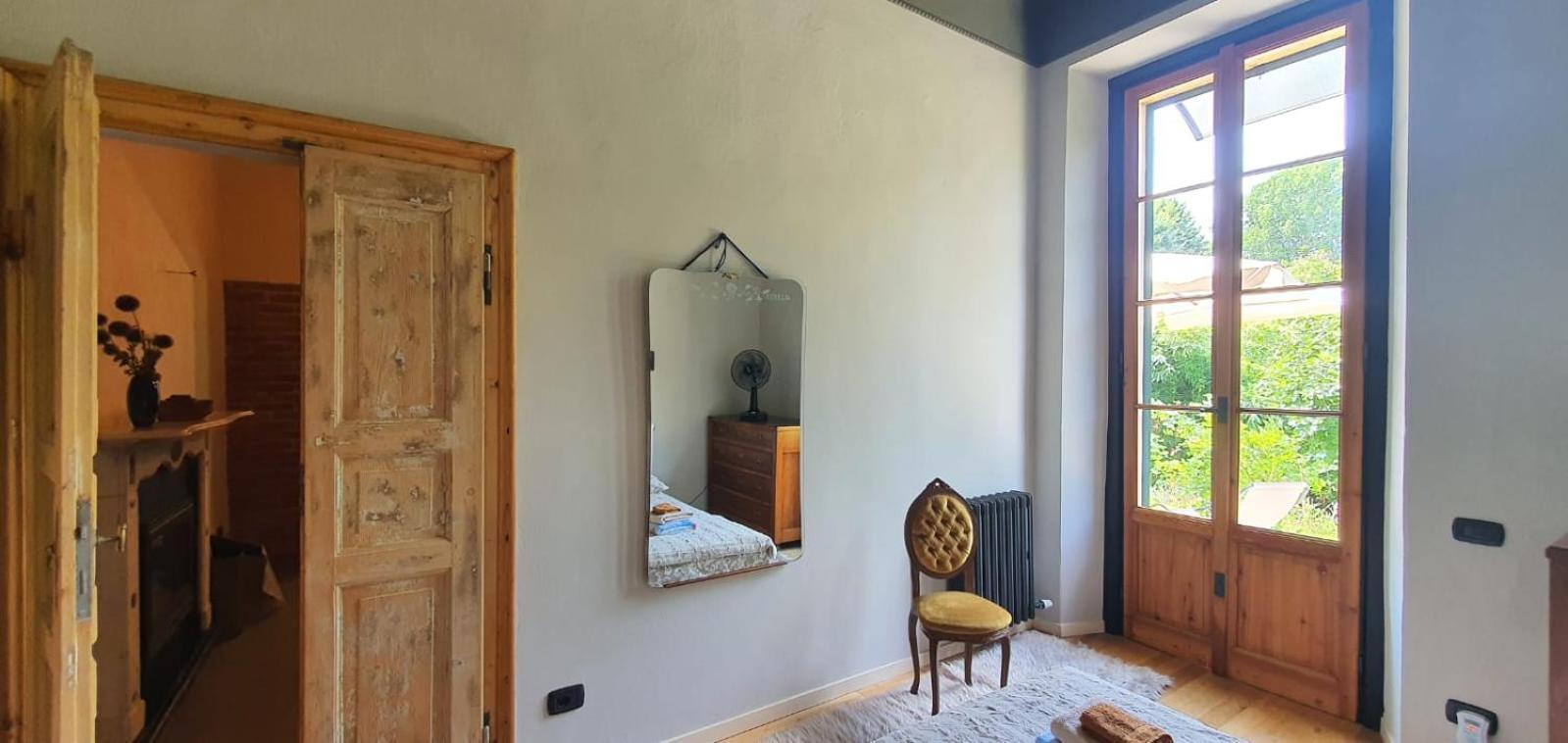 Curt Da Beta - Casa Vacanze Con Giardino In Corte Del XVIII Secolo Malnate Ngoại thất bức ảnh