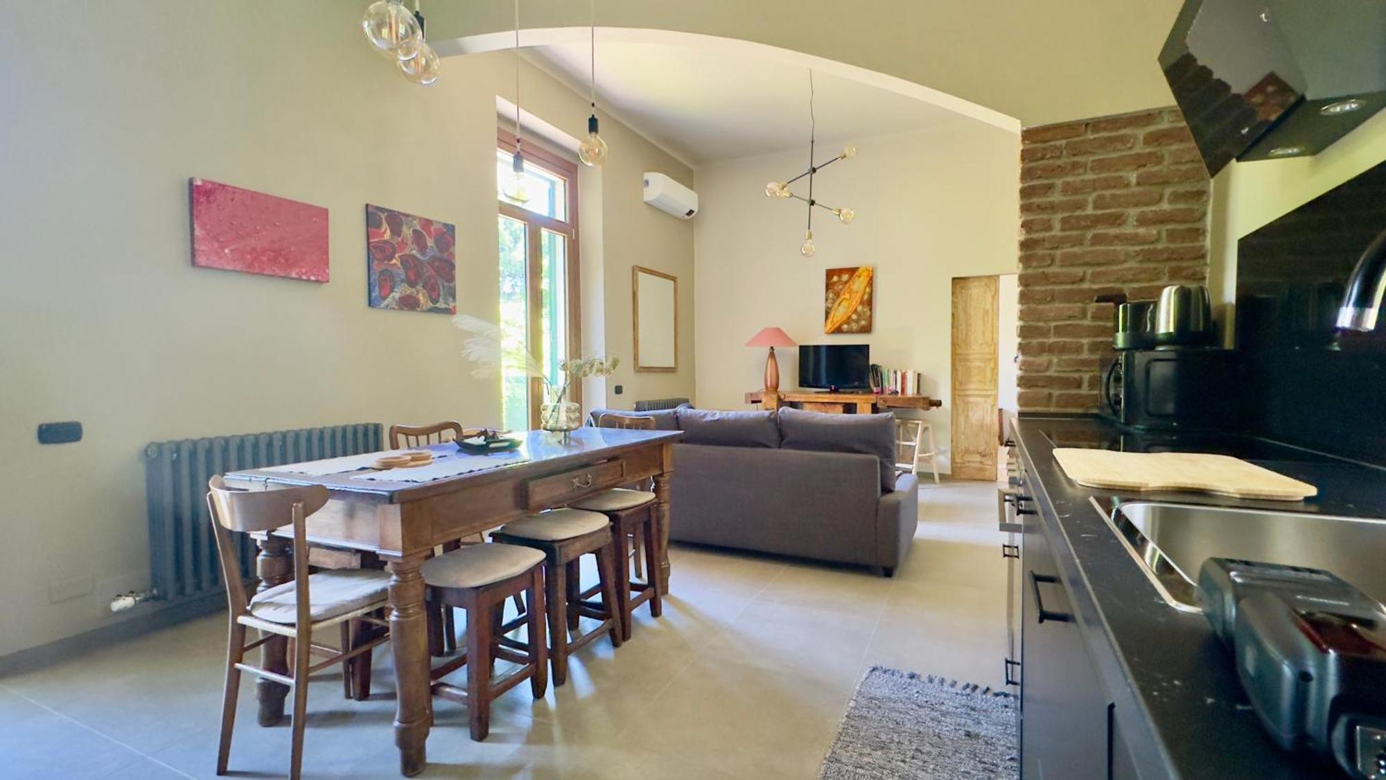 Curt Da Beta - Casa Vacanze Con Giardino In Corte Del XVIII Secolo Malnate Ngoại thất bức ảnh